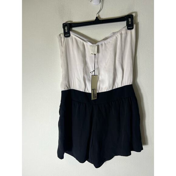 NWT Tt Strapless Black and White Romper Sz 2 - Picture 2 of 3